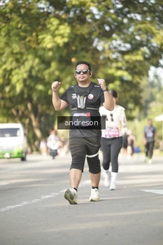 Runner Photo 4177587