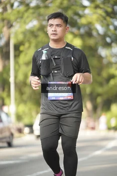 Runner Photo 4177648