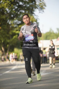 Runner Photo 4177693