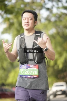 Runner Photo 4177804