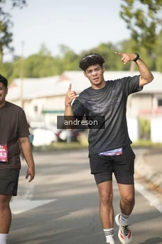 Runner Photo 4178030
