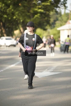 Runner Photo 4178083