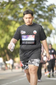 Runner Photo 4181184