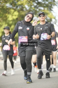 Runner Photo 4181351