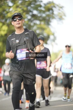 Runner Photo 4181410