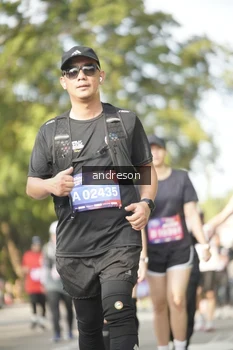 Runner Photo 4181497