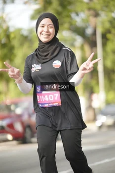 Runner Photo 4182022