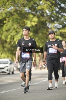 Runner Photo 4182094