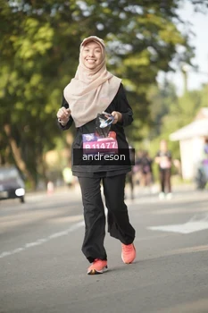 Runner Photo 4182140