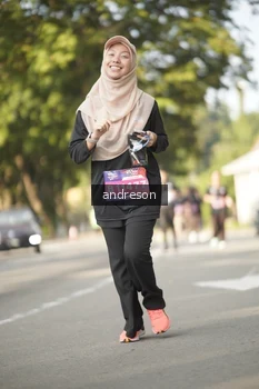 Runner Photo 4182309