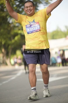 Runner Photo 4182356
