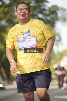 Runner Photo 4182430