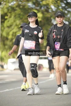 Runner Photo 4182717