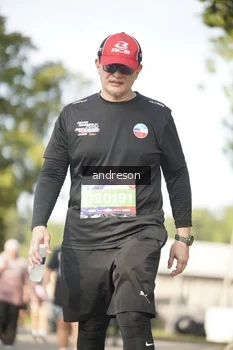 Runner Photo 4183253