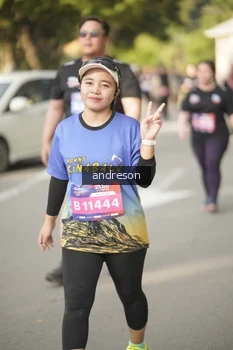 Runner Photo 4183615