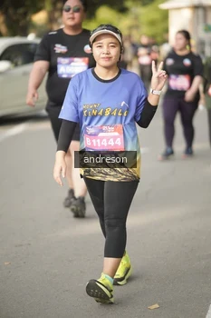 Runner Photo 4183618