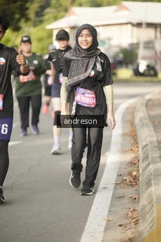 Runner Photo 4183630
