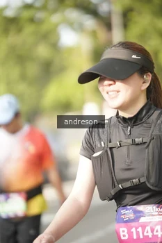 Runner Photo 4183645