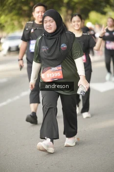 Runner Photo 4183648