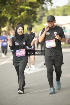 Runner Photo 4183658