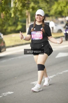 Runner Photo 4183663