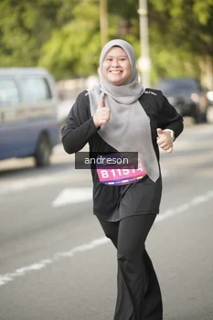 Runner Photo 4183676