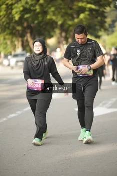 Runner Photo 4183678