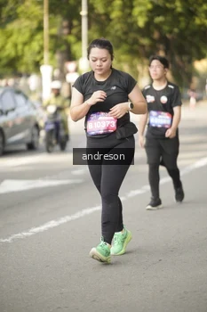 Runner Photo 4183684