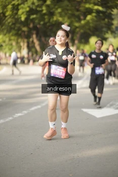 Runner Photo 4183692