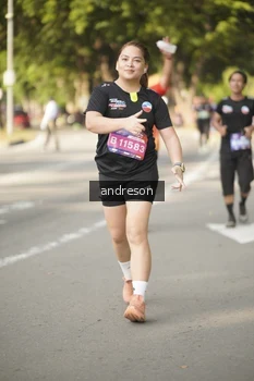 Runner Photo 4183697