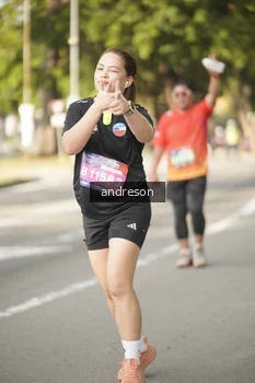 Runner Photo 4183699