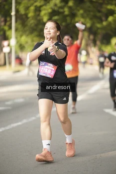 Runner Photo 4183700