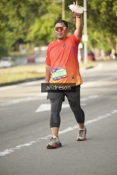 Runner Photo 4183709
