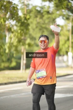 Runner Photo 4183716