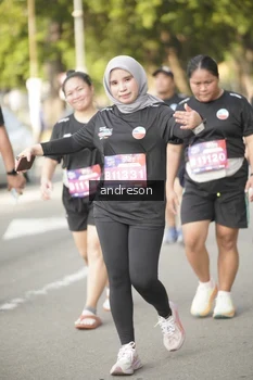 Runner Photo 4183743
