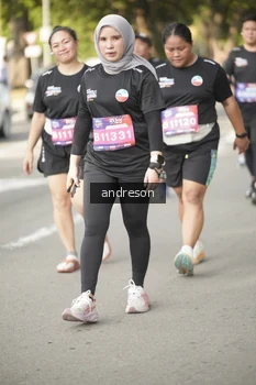 Runner Photo 4183744