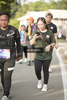 Runner Photo 4183745