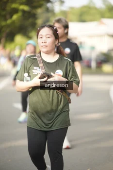 Runner Photo 4183755