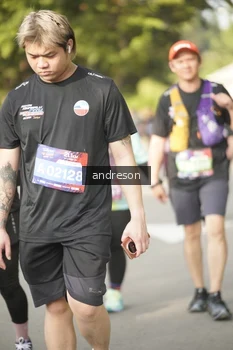 Runner Photo 4183756
