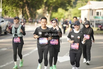 Runner Photo 4183761