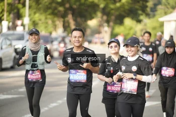 Runner Photo 4183766