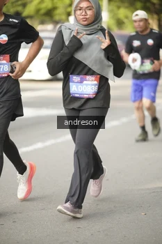 Runner Photo 4183775
