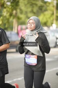 Runner Photo 4183779