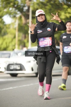 Runner Photo 4183805