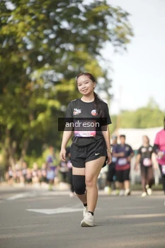 Runner Photo 4183813