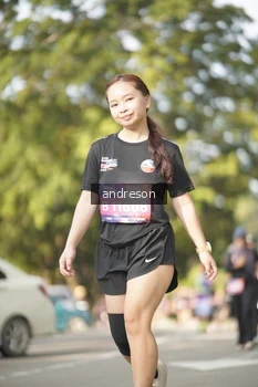 Runner Photo 4183823