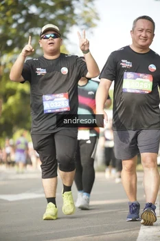 Runner Photo 4183836