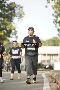 Runner Photo 4183839
