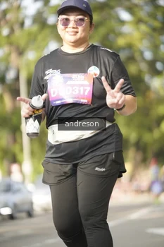 Runner Photo 4183847