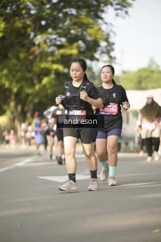 Runner Photo 4183849